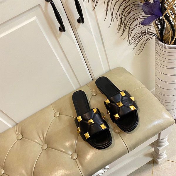 designers women sandals rivet slipper rubber beach slide gear bottoms striped luxurys causal non-slip summer huaraches flip flops zlh, Black
designers women sandals rivet slipper rubber beach slide gear bottoms striped luxurys causal non-slip summer huaraches flip flops zlh, Black