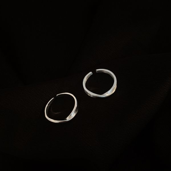 925 silver design sense mobius opening female fashion net red personality indifference style index finger ring, Black
925 silver design sense mobius opening female fashion net red personality indifference style index finger ring, Black
