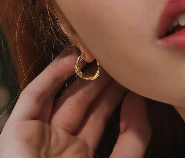 plated gold s925 sterling silver huggies locker hoops rock punk loops circle round open women luxury jewelry 3g & huggie hoop, Golden;silver
plated gold s925 sterling silver huggies locker hoops rock punk loops circle round open women luxury jewelry 3g & huggie hoop, Golden;silver