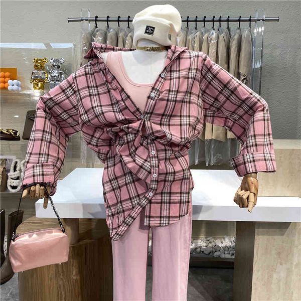 blouses nicho design original style hong kong retro chess shirt vest two joker sweaters, White
blouses nicho design original style hong kong retro chess shirt vest two joker sweaters, White