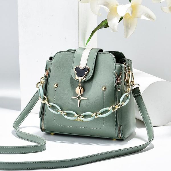 evening bags 2021 fashion women's bag small single shoulder exclusive design of a variety hardware accessories
evening bags 2021 fashion women's bag small single shoulder exclusive design of a variety hardware accessories