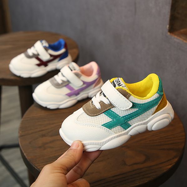childrens sports shoes 2021 new spring and autumn girls shoes shock absorption breathable running shoes fashion net red, Black;red
childrens sports shoes 2021 new spring and autumn girls shoes shock absorption breathable running shoes fashion net red, Black;red