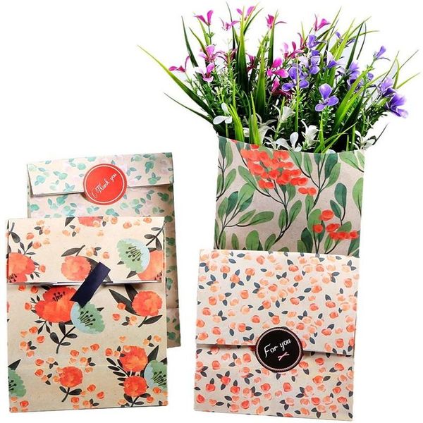 pieces of korean floral kraft paper gift bags can be used for birthday and wedding candy wrap
pieces of korean floral kraft paper gift bags can be used for birthday and wedding candy wrap