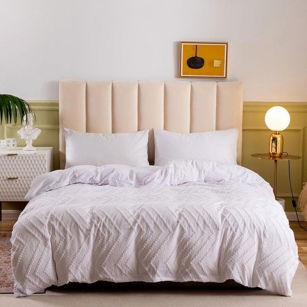 luxury bedding sets white stripe comforter king size bedroom home textile nordic bed three piece suit 260x230
luxury bedding sets white stripe comforter king size bedroom home textile nordic bed three piece suit 260x230