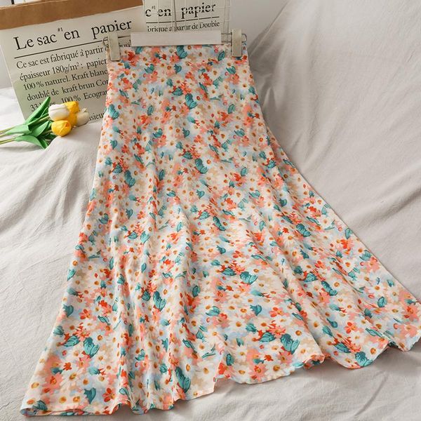 skirts 2021 vintage floral print skirt women summer high waist a-line korean fashion chiffon pleated midi clothing, Black
skirts 2021 vintage floral print skirt women summer high waist a-line korean fashion chiffon pleated midi clothing, Black