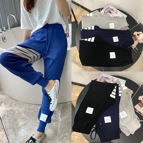 2021 spring and summer new tb college style four bar stripe ice silk knitted sweatpants casual harlan pants leggings, White;black
2021 spring and summer new tb college style four bar stripe ice silk knitted sweatpants casual harlan pants leggings, White;black