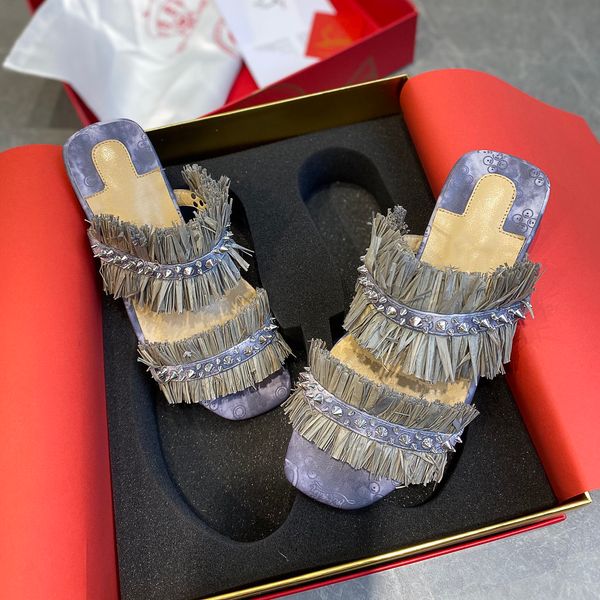 2021ss fashion trend slipper womens drill decoration non-slip summer sandals flip flops slipper with original box, Black
2021ss fashion trend slipper womens drill decoration non-slip summer sandals flip flops slipper with original box, Black