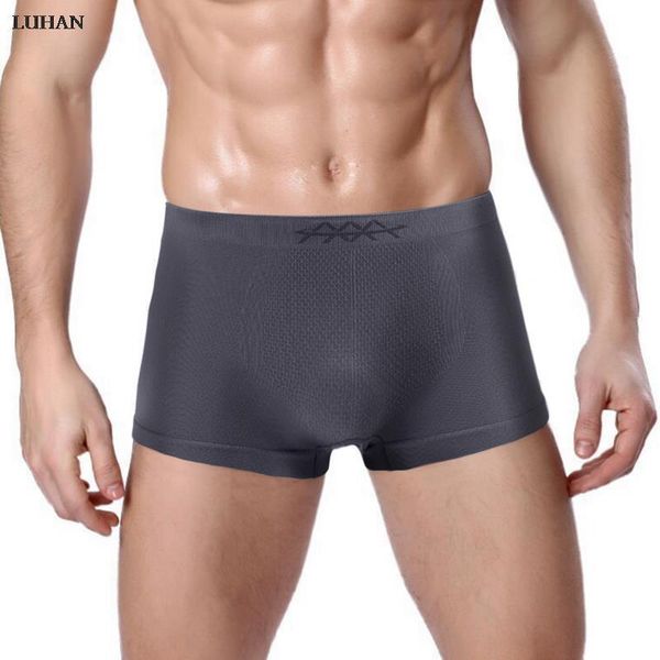 underpants seamless boxer men underwear trunks u convex comfortable cueca male panties lingeire gay soft boxer-shorts, Black;white
underpants seamless boxer men underwear trunks u convex comfortable cueca male panties lingeire gay soft boxer-shorts, Black;white