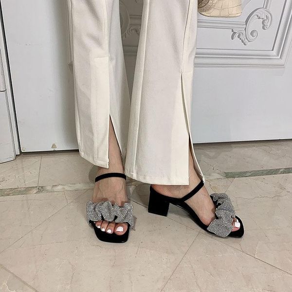 slippers square toe soft beige heeled sandals shoes woman 2021 luxury slides jelly flip flops med pantofle flock comfort black d
slippers square toe soft beige heeled sandals shoes woman 2021 luxury slides jelly flip flops med pantofle flock comfort black d
