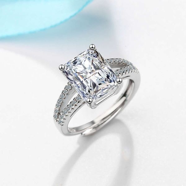 rectangular zircon wedding diamond ring personalized fashion hand accessories, Slivery;golden
rectangular zircon wedding diamond ring personalized fashion hand accessories, Slivery;golden
