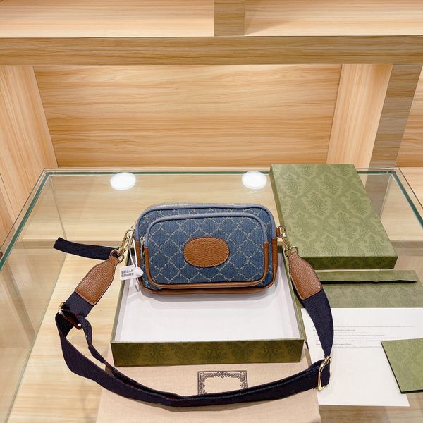 luxurys designers bags fashion waist bag chest bagss nice style letter g print women and men waist bages original quality nice
luxurys designers bags fashion waist bag chest bagss nice style letter g print women and men waist bages original quality nice