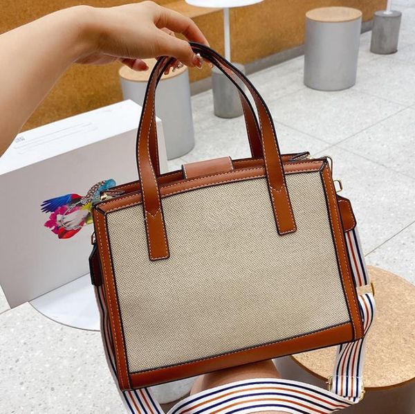 fashion bags contrast canvas handbag shoulder simple texture messenger bag 
fashion bags contrast canvas handbag shoulder simple texture messenger bag