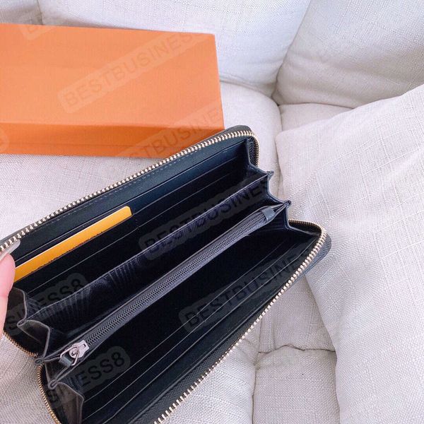 designer men's black handbag leather card slot large capacity all-match size 21*11
designer men's black handbag leather card slot large capacity all-match size 21*11
