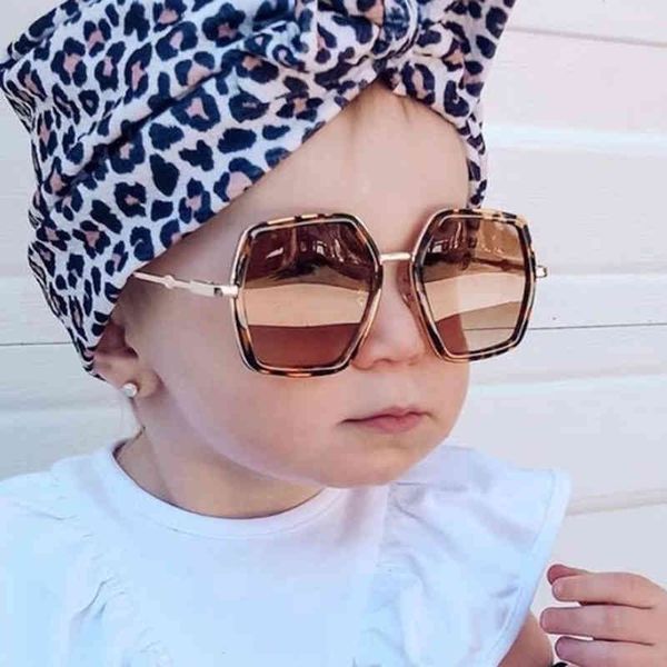 bl158 retro fashion square oversized pc children sunglass leopard metal frame eyeglass fashion children's sun glass, White;black
bl158 retro fashion square oversized pc children sunglass leopard metal frame eyeglass fashion children's sun glass, White;black