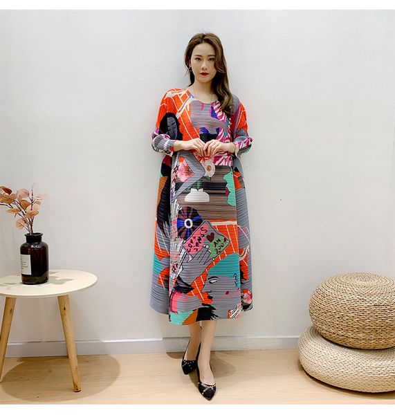 dress miyake three quarter round collar fold print loose, Black;gray
dress miyake three quarter round collar fold print loose, Black;gray