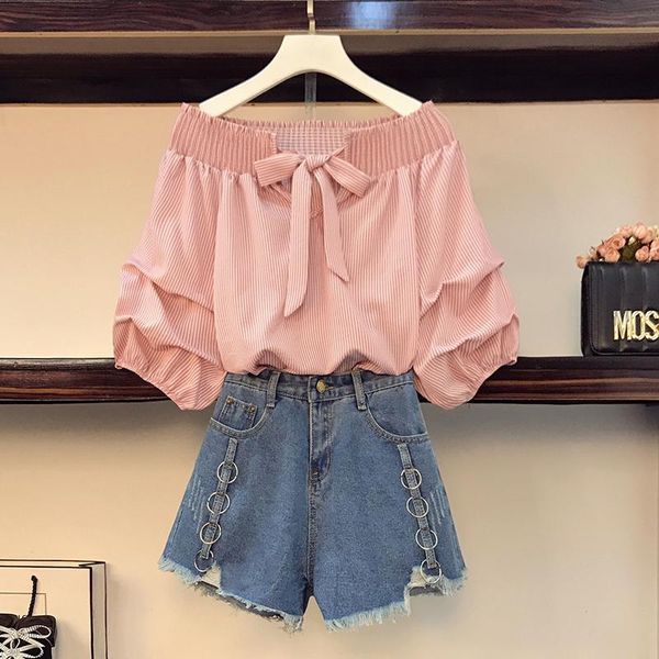 plus size tracksuits l-4xl summer women temperament fashion striped + slim high waist denim shorts suits casual set 2021, Black
plus size tracksuits l-4xl summer women temperament fashion striped + slim high waist denim shorts suits casual set 2021, Black