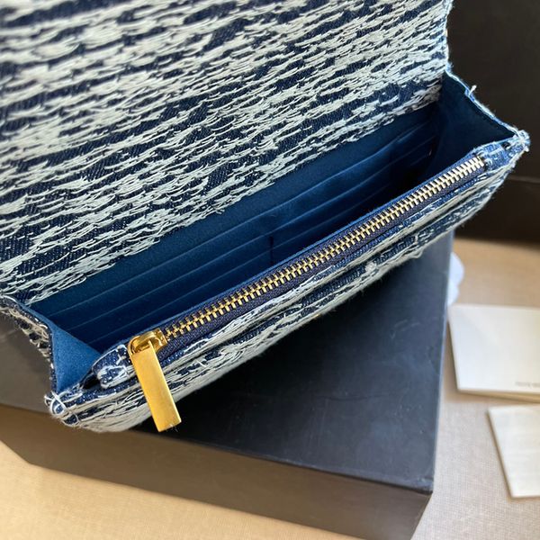 2023classic flap denim bags stripe wallet with chain valentine card holder 19 quilted luxury designer famous brand purse crossbo
2023classic flap denim bags stripe wallet with chain valentine card holder 19 quilted luxury designer famous brand purse crossbo