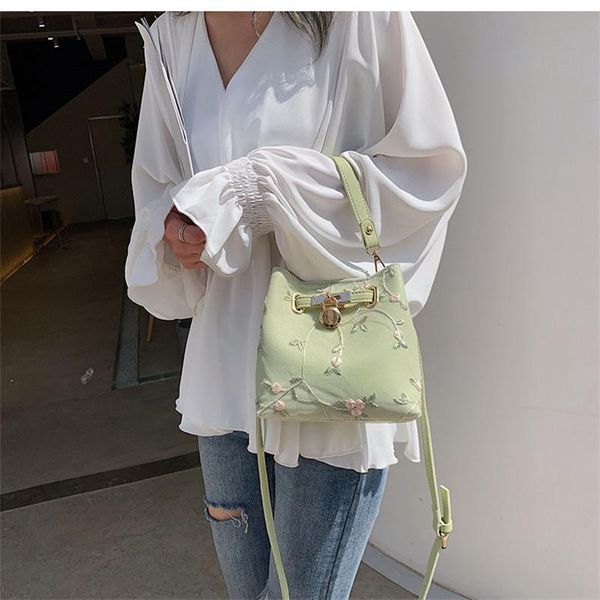 evening bags women bag flowers embroidery bucket lace crossbody for handbags ladies shoulder messenger
evening bags women bag flowers embroidery bucket lace crossbody for handbags ladies shoulder messenger