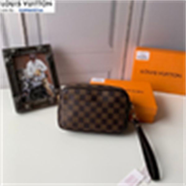 compact brand designer luxury m61739 small and convenient clutch bag brown plaid men real leather long purse wallet chain wallets clutches e, Red;black
compact brand designer luxury m61739 small and convenient clutch bag brown plaid men real leather long purse wallet chain wallets clutches e, Red;black