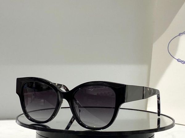 2021 panel panel mens sunglasses women's uv400 protective full frame glasses in summer 02ws sunglasses with light-colored lense, White;black
2021 panel panel mens sunglasses women's uv400 protective full frame glasses in summer 02ws sunglasses with light-colored lense, White;black
