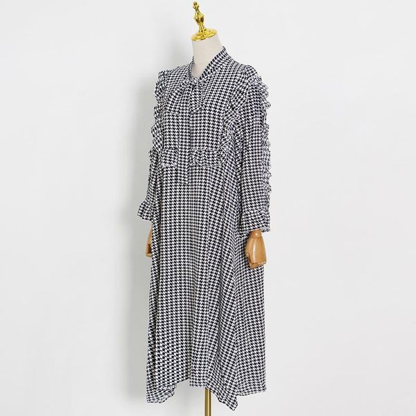 casual dresses patchwork print dress for women v neck long sleeve loose hit color females fashion clothing 2021, Black;gray
casual dresses patchwork print dress for women v neck long sleeve loose hit color females fashion clothing 2021, Black;gray