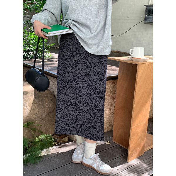 skirts meral autumn 2021 leopard print skirt women's long hip wrap a-line printed loose and slim skirt, Black
skirts meral autumn 2021 leopard print skirt women's long hip wrap a-line printed loose and slim skirt, Black