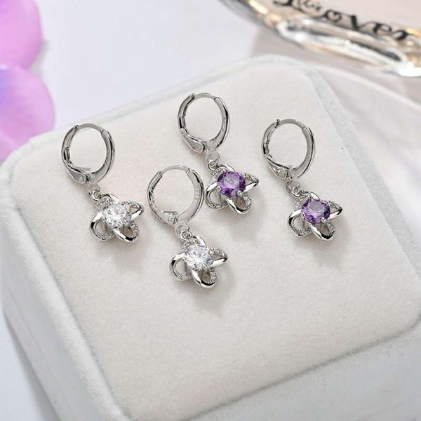 classic earrings 925 silver needle style versatile full of diamond clover earrings, Black
classic earrings 925 silver needle style versatile full of diamond clover earrings, Black