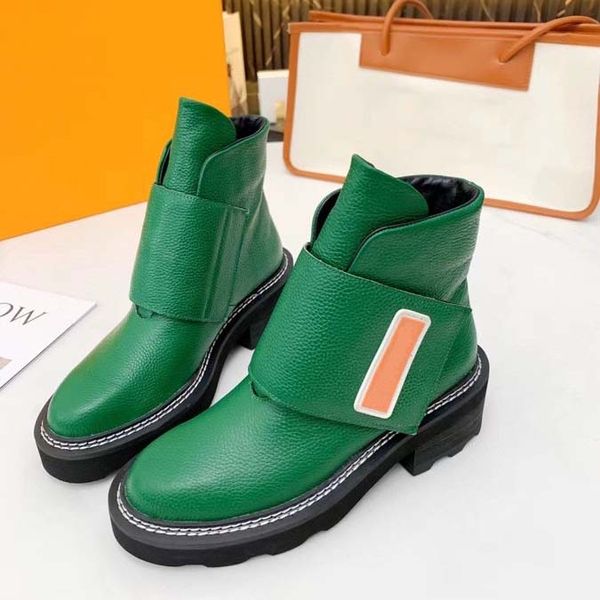 quality fashion leather star women boots martin short autumn winter ankle exquisite woman shoes cowboy booties bagshoe1978 24, Black
quality fashion leather star women boots martin short autumn winter ankle exquisite woman shoes cowboy booties bagshoe1978 24, Black