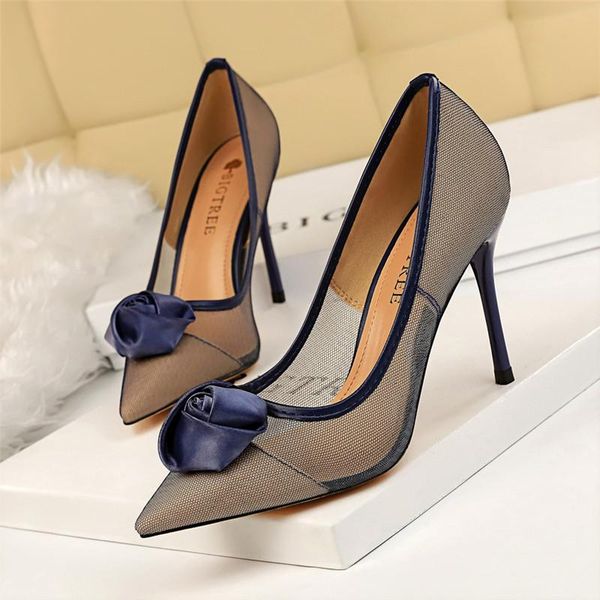 dress shoes bigtree 2021 fashion rose flower wedding cut-outs women pumps pointed toe high heels women's shallow party shoe, Black
dress shoes bigtree 2021 fashion rose flower wedding cut-outs women pumps pointed toe high heels women's shallow party shoe, Black