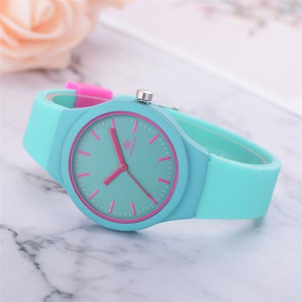 wristwatches luxury women watches ladies solid pattern fashion elegant silicon strap wristwatch 2021 gift bracelet clock, Slivery;brown
wristwatches luxury women watches ladies solid pattern fashion elegant silicon strap wristwatch 2021 gift bracelet clock, Slivery;brown