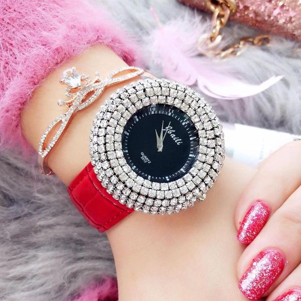 wristwatches luxury diamond retro female watch leather strap women's 30m waterproof personality quartz gift, Slivery;brown
wristwatches luxury diamond retro female watch leather strap women's 30m waterproof personality quartz gift, Slivery;brown