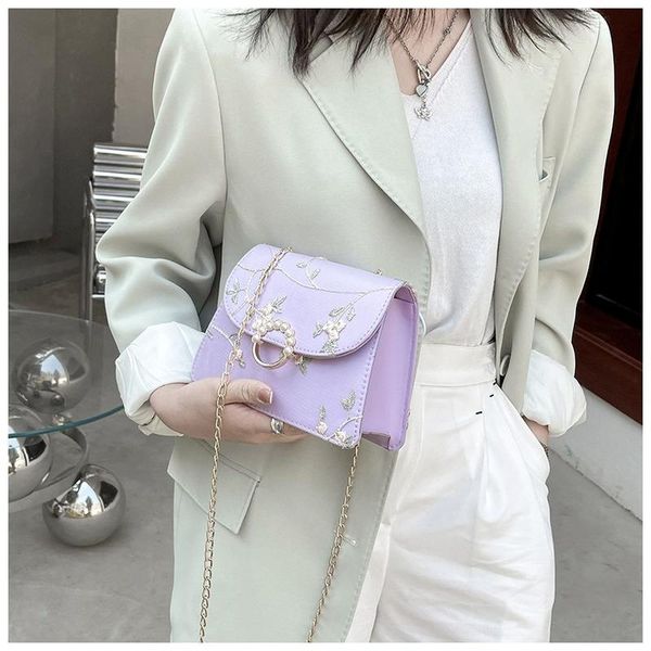 evening bags chinese style lace embroidery crossbody for women 2021 oversized pu leather quality vintage torebka damska
evening bags chinese style lace embroidery crossbody for women 2021 oversized pu leather quality vintage torebka damska