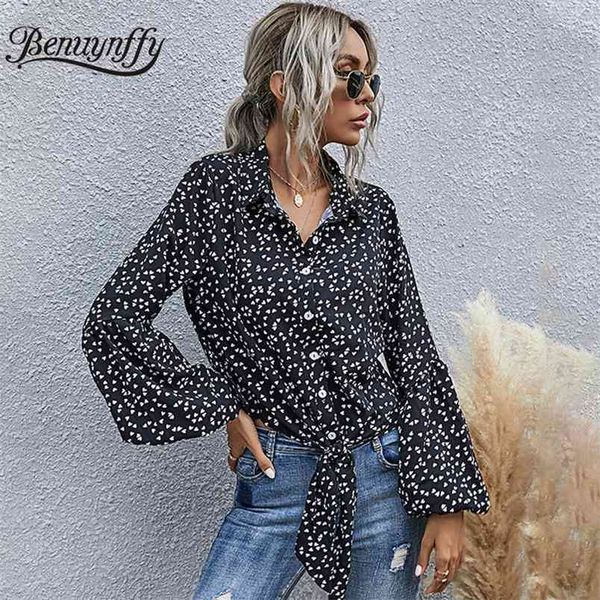 casual print knot hem button up shirt women autumn lapel long sleeve female blouses fashion streetwear short 210510, White
casual print knot hem button up shirt women autumn lapel long sleeve female blouses fashion streetwear short 210510, White