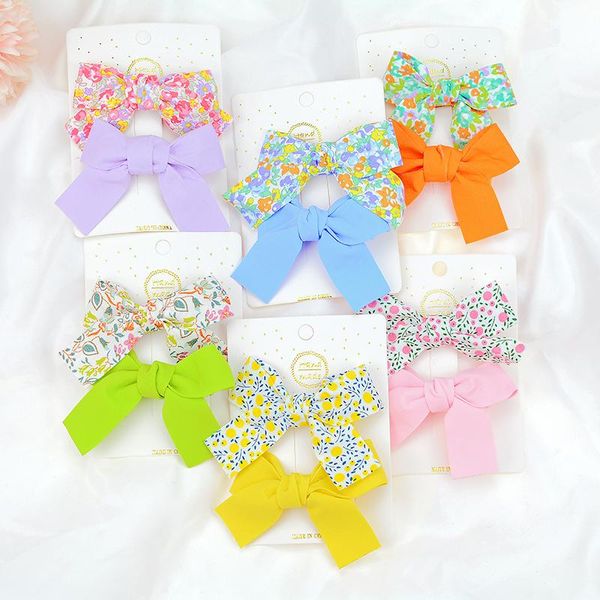hair accessories 2 pcs/pack floral printing & solid color girls' bow toddler baby clips hairpins barretets, Slivery;white
hair accessories 2 pcs/pack floral printing & solid color girls' bow toddler baby clips hairpins barretets, Slivery;white