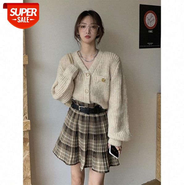 knitted sweater v-neck short knitting light luxury niche fried street + high waist a-shaped half #hr6o, Black;gray
knitted sweater v-neck short knitting light luxury niche fried street + high waist a-shaped half #hr6o, Black;gray