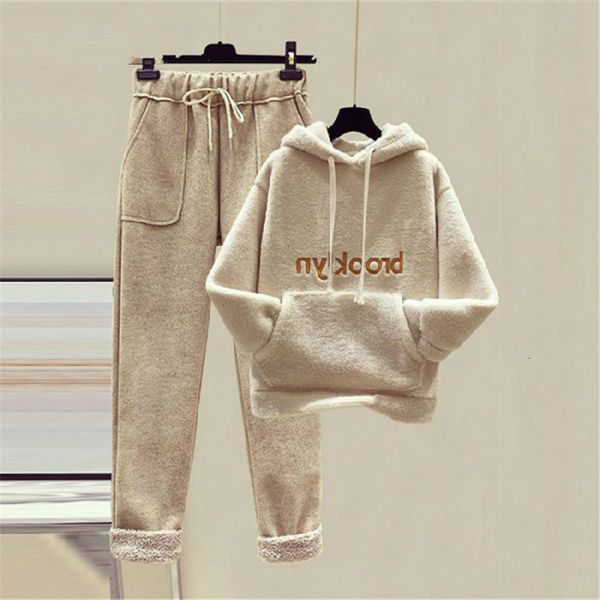 women's two piece pants suit shirt and trousers with hoodie, plus size, women, print of letters, pocket, warm, thick, pullover, sweater, White
women's two piece pants suit shirt and trousers with hoodie, plus size, women, print of letters, pocket, warm, thick, pullover, sweater, White