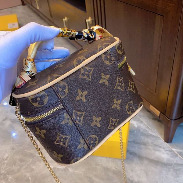 luxury designer handbags cosmetic bag large bags famous classic women ladies handbag capacity shoulder tote day clutch wallet fashion 16
luxury designer handbags cosmetic bag large bags famous classic women ladies handbag capacity shoulder tote day clutch wallet fashion 16