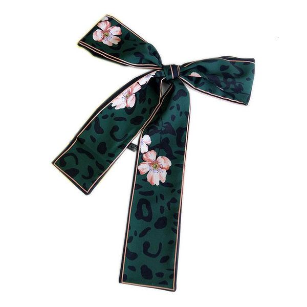 scarves 2021 leopard animal print scarf women silk small handle bag ribbons female neckerchief head long, Blue;gray
scarves 2021 leopard animal print scarf women silk small handle bag ribbons female neckerchief head long, Blue;gray