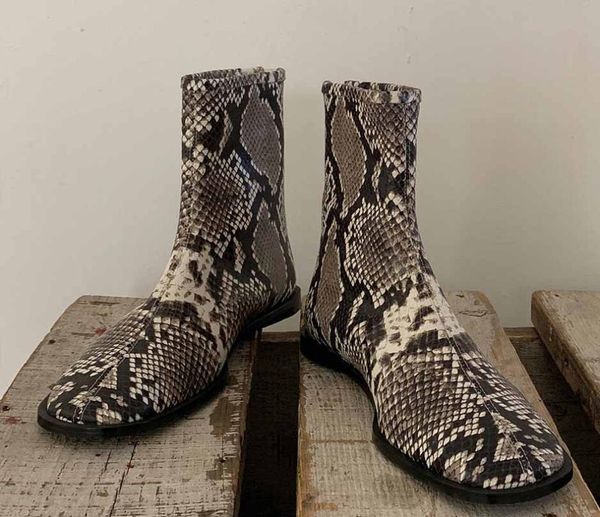 boots fashion python pattern leather ankle flat heel square toe back zip woman autumn, Black
boots fashion python pattern leather ankle flat heel square toe back zip woman autumn, Black