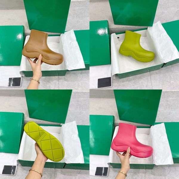2021 designer women rain boots ankle shoe rubber walking waterproof puddle shoes ladies casual thick bottom short boot candy colors pvc boot, Black
2021 designer women rain boots ankle shoe rubber walking waterproof puddle shoes ladies casual thick bottom short boot candy colors pvc boot, Black