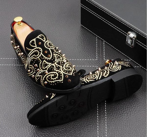 dress shoes 2021 men's fashion suede leather embroidery loafers mens casual printed moccasins man party driving flats, Black
dress shoes 2021 men's fashion suede leather embroidery loafers mens casual printed moccasins man party driving flats, Black