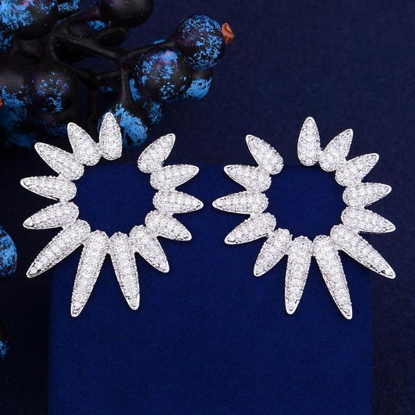 stud godki trendy luxury fireworks boom earring for women wedding crystal cubic zircon cz dubai bridal bohemian 2021, Golden;silver
stud godki trendy luxury fireworks boom earring for women wedding crystal cubic zircon cz dubai bridal bohemian 2021, Golden;silver