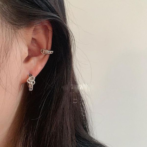 hoop & huggie heart shaped belt earrings for women with silver colour ins wind vintage daily cool personality korean trend jewelry, Golden;silver
hoop & huggie heart shaped belt earrings for women with silver colour ins wind vintage daily cool personality korean trend jewelry, Golden;silver