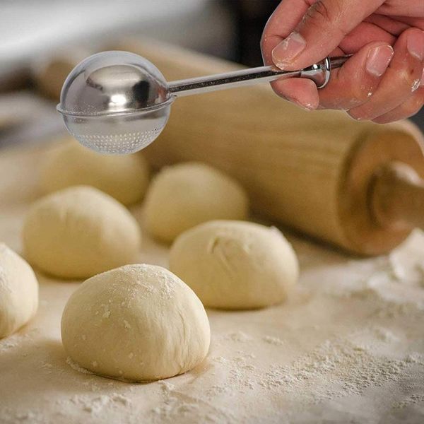 flour duster for baking spring handle one-handed operation stee powdered sugar shaker pick up and dust & pastry tools
flour duster for baking spring handle one-handed operation stee powdered sugar shaker pick up and dust & pastry tools
