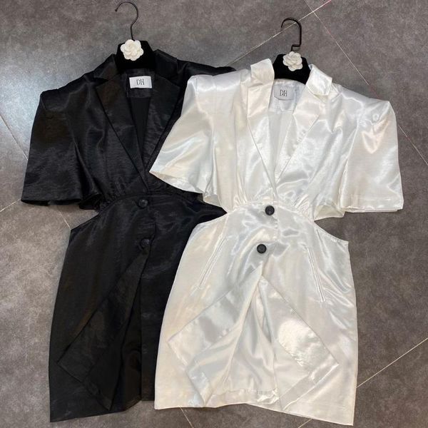 women's jackets zcsmll lapel short-sleeved three-dimensional shoulder pads waist hollow acetate satin suit jacket tide 2021 summer, Black;brown
women's jackets zcsmll lapel short-sleeved three-dimensional shoulder pads waist hollow acetate satin suit jacket tide 2021 summer, Black;brown
