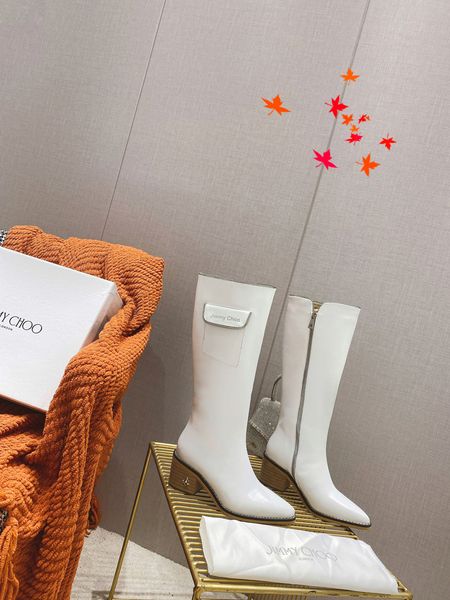 2022 fashion love women boots chunky heel martin laureate boot black white yellow martins woman shoes with box and logo size 35-40 -k052
2022 fashion love women boots chunky heel martin laureate boot black white yellow martins woman shoes with box and logo size 35-40 -k052