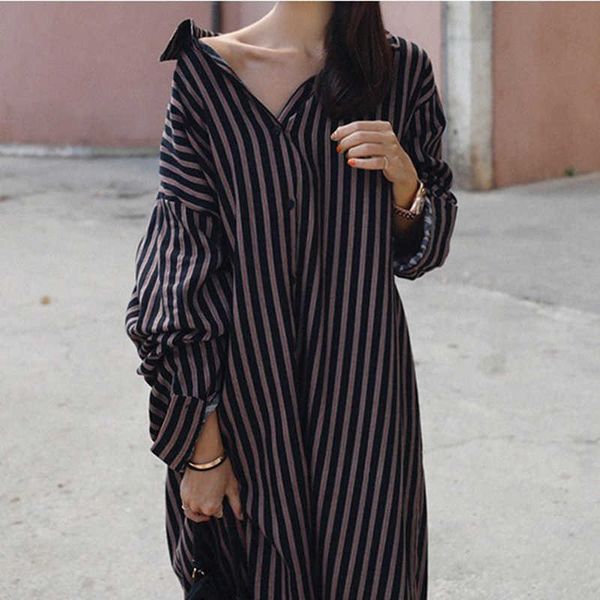 knee-length striped shirt dresses korean style loose and plus-sized casual turn down collar for women 210615, Black;gray
knee-length striped shirt dresses korean style loose and plus-sized casual turn down collar for women 210615, Black;gray