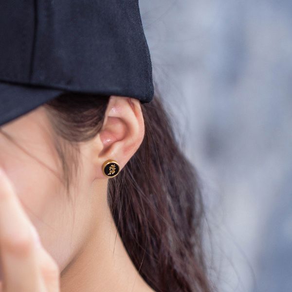 chaopai sanskrit immovable ming king round earrings men's and women's personalized titanium steel earrings buddha, Golden
chaopai sanskrit immovable ming king round earrings men's and women's personalized titanium steel earrings buddha, Golden