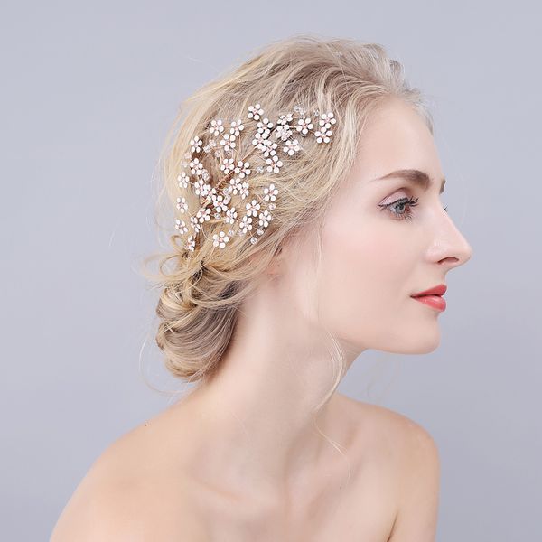 o910 exquisite wedding bridal headpiece handmade golden alloy crystal rhinestone flowers marriage party perform bride hair comb, Silver
o910 exquisite wedding bridal headpiece handmade golden alloy crystal rhinestone flowers marriage party perform bride hair comb, Silver
