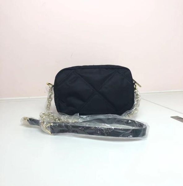 backpack spain solid color nylon small square bag designer chain woman messenger leather zipper shoulder 2021
backpack spain solid color nylon small square bag designer chain woman messenger leather zipper shoulder 2021